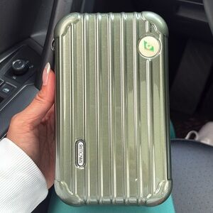Rimowa green cosmetic case like new